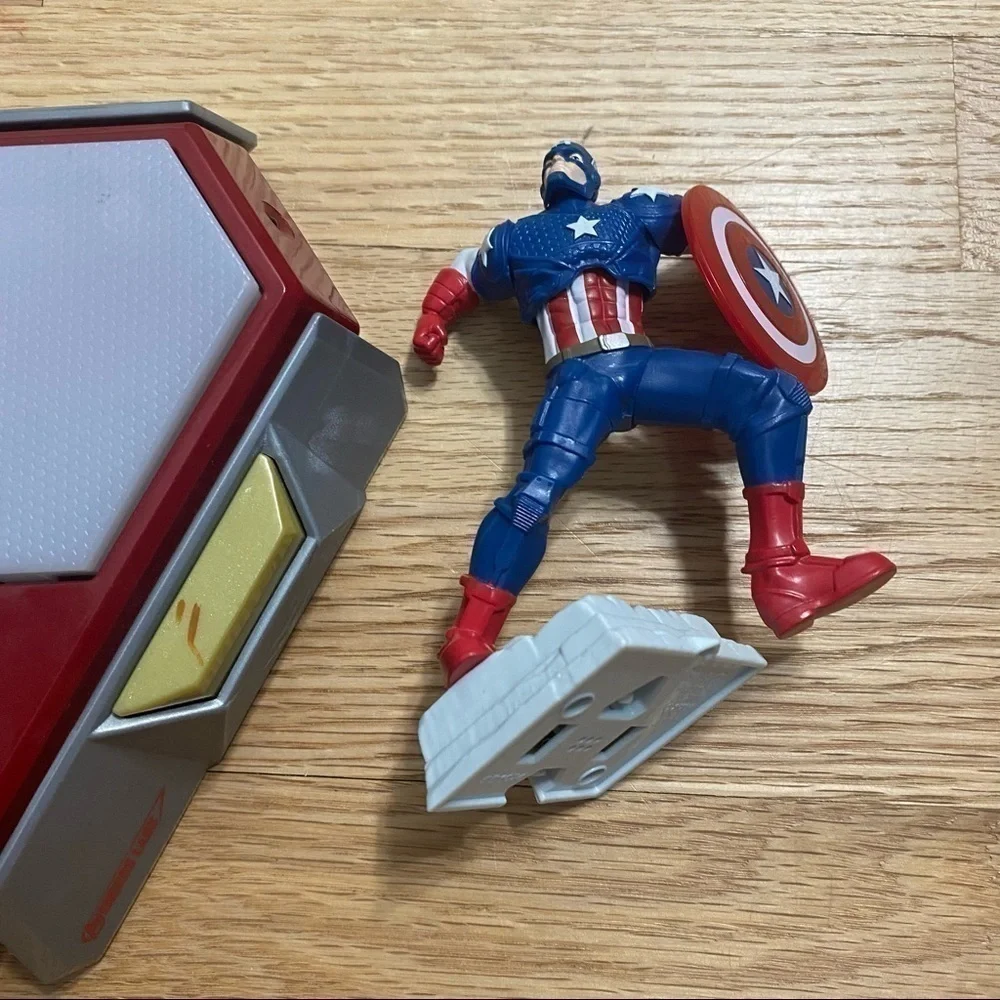 Marvel Playmation Avengers Hawkeye Captain America Power Base Bundle